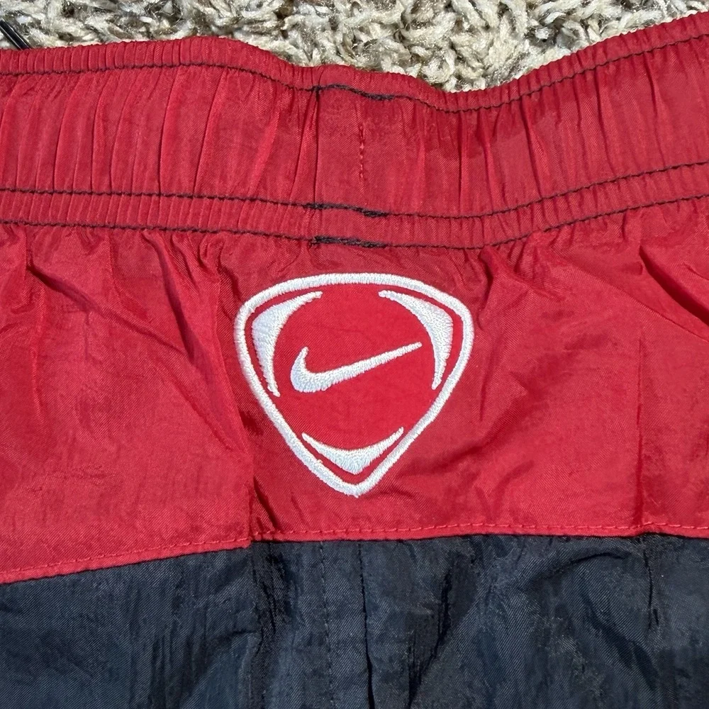Nike Total 90 Repel Soccer Track Pants Mens Size Large Black Red HQ3393-010 NEW